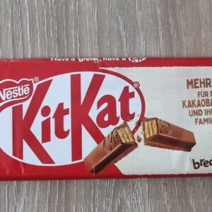 Nestlé KitKat 4x – wafelek w mlecznej czekoladzie 4x41,5g = 166 g